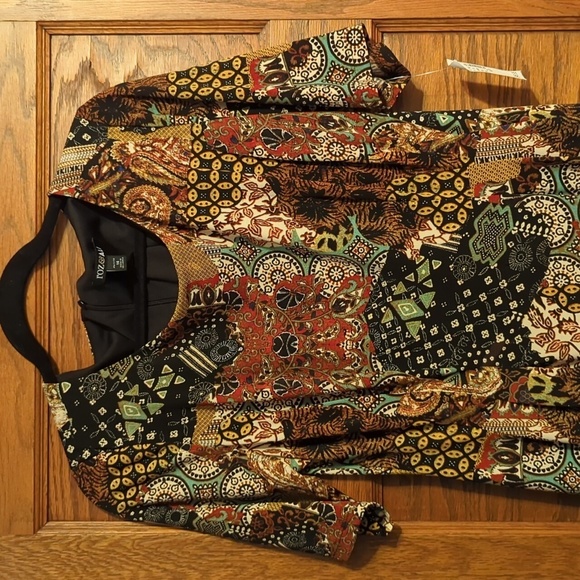 NWT Roz & Ali 3/4 Sleeve Fit & Flare Patchwork Dress - Picture 4 of 10